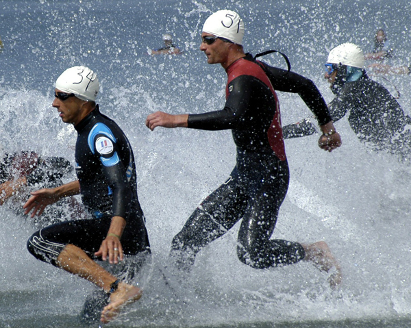 Triathlon - idrottares prestation och återhämtning kan förbättras med rödbetans betalainer.